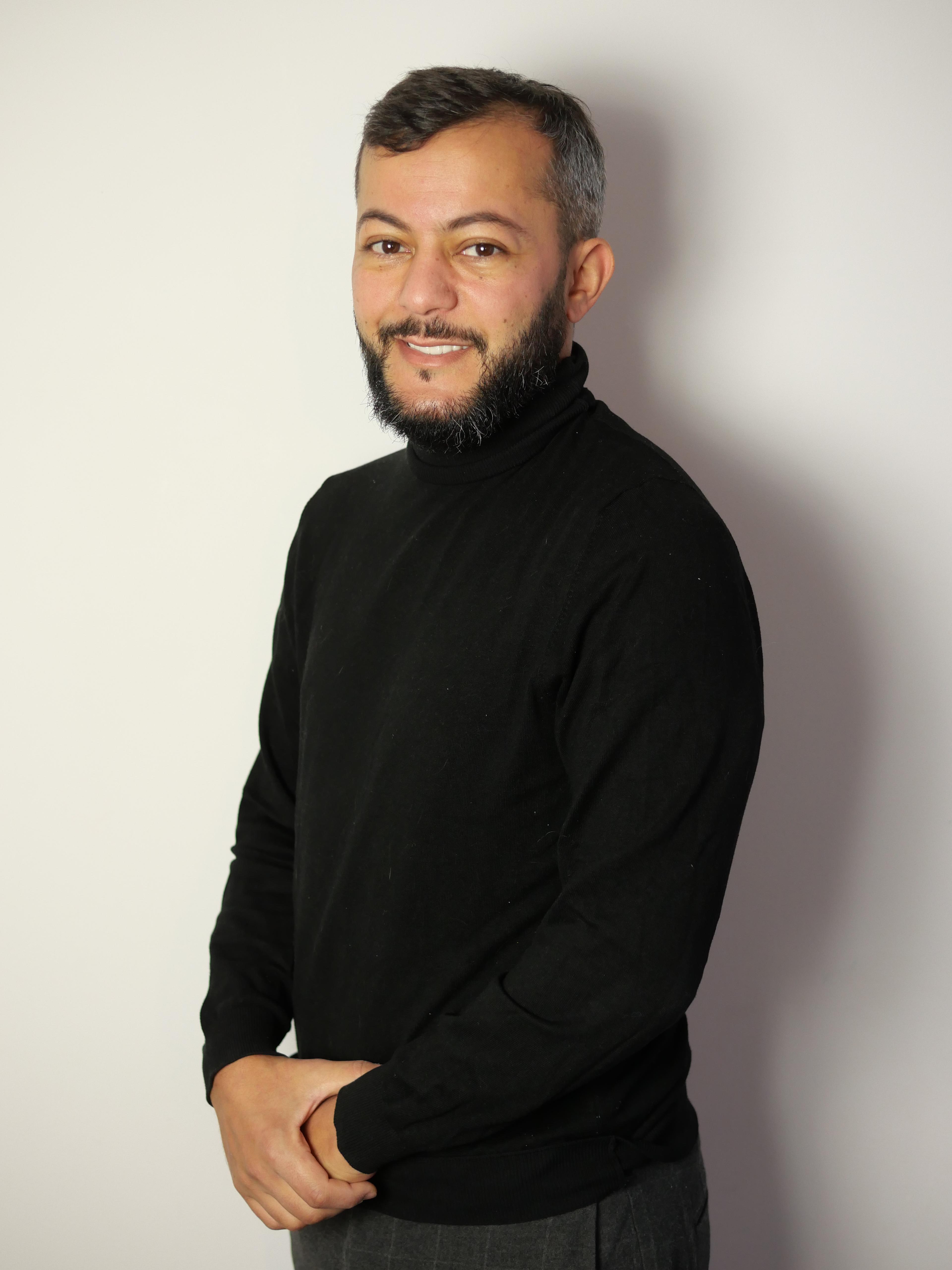 Hassan - Coach en Leadership et Décision